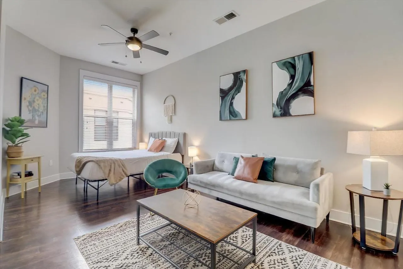 Frontdesk Berkshire Dilworth Apts Midtown Charlotte Apartment